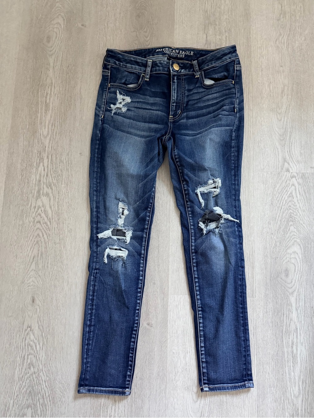 American Eagle Outfitters Distressed Dark Blue Skinny Jeans